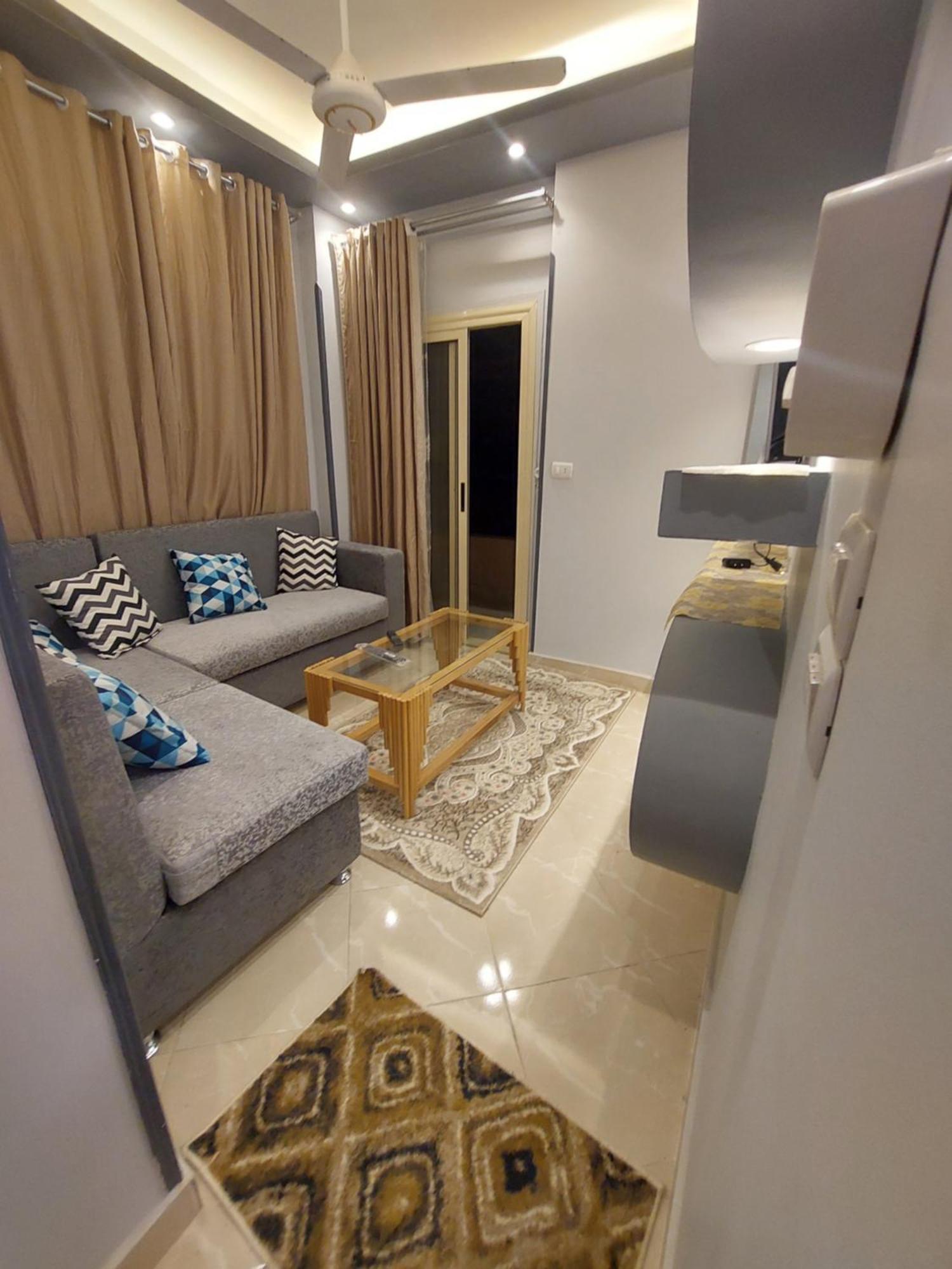 Luxor Apartment ภายนอก รูปภาพ